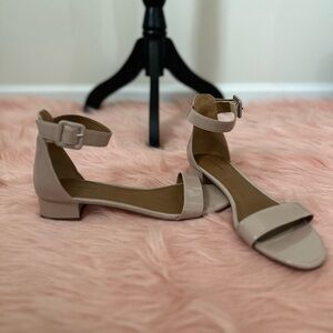 Nude ankle strap sandal.
